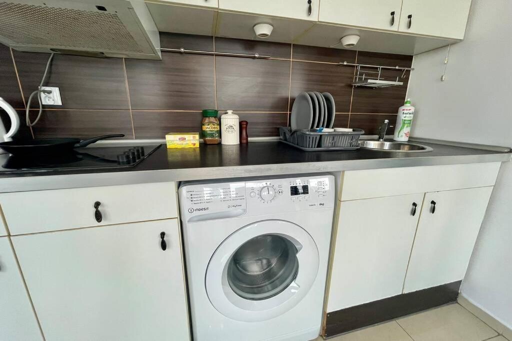 Sawa Apartment 2Xmetro Wifi 500 Mbs 50'Tv Netflix Hbo Appletv+ 华沙 外观 照片