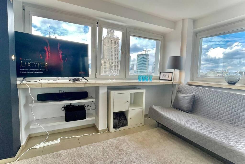 Sawa Apartment 2Xmetro Wifi 500 Mbs 50'Tv Netflix Hbo Appletv+ 华沙 外观 照片