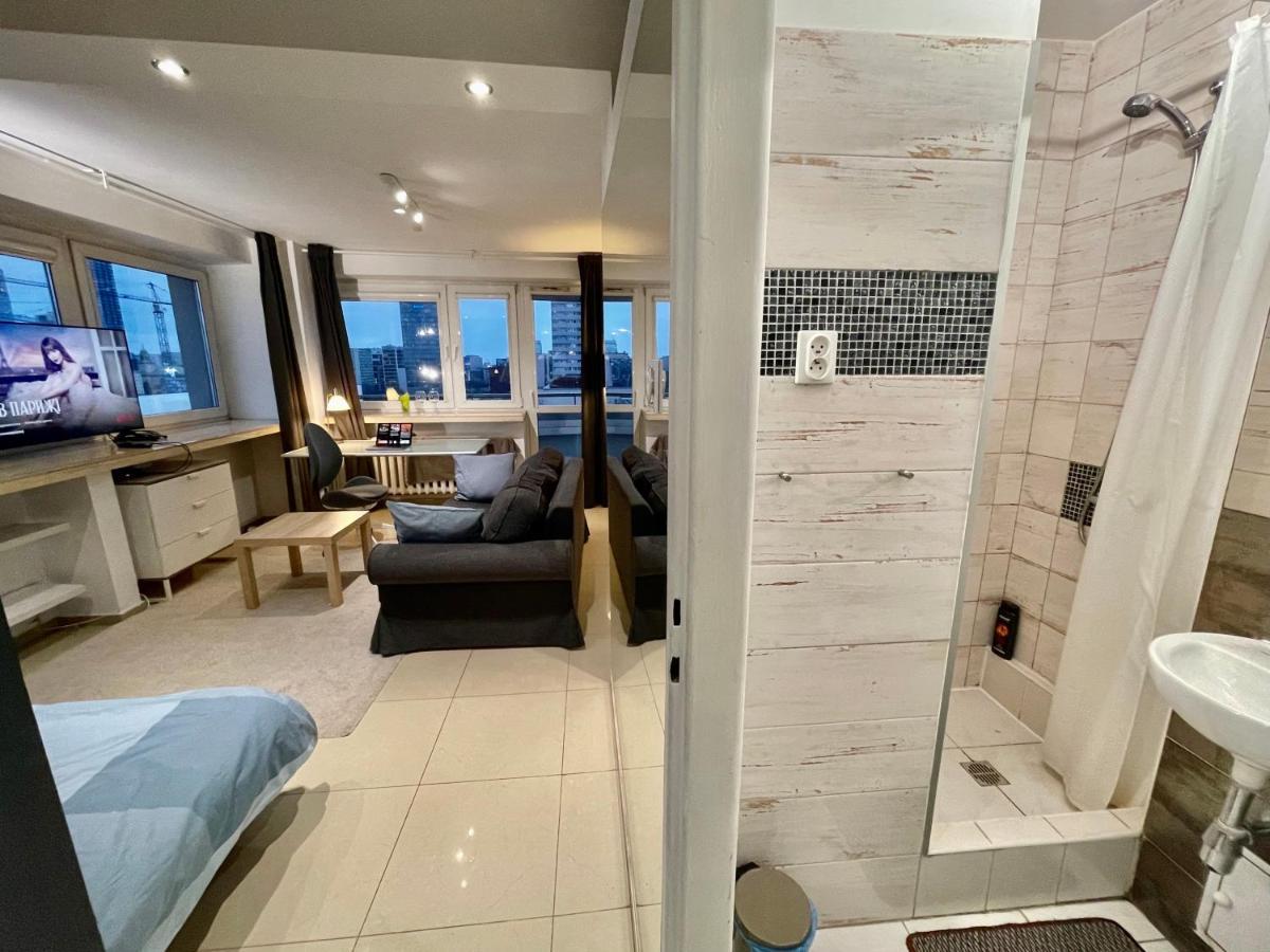 Sawa Apartment 2Xmetro Wifi 500 Mbs 50'Tv Netflix Hbo Appletv+ 华沙 外观 照片
