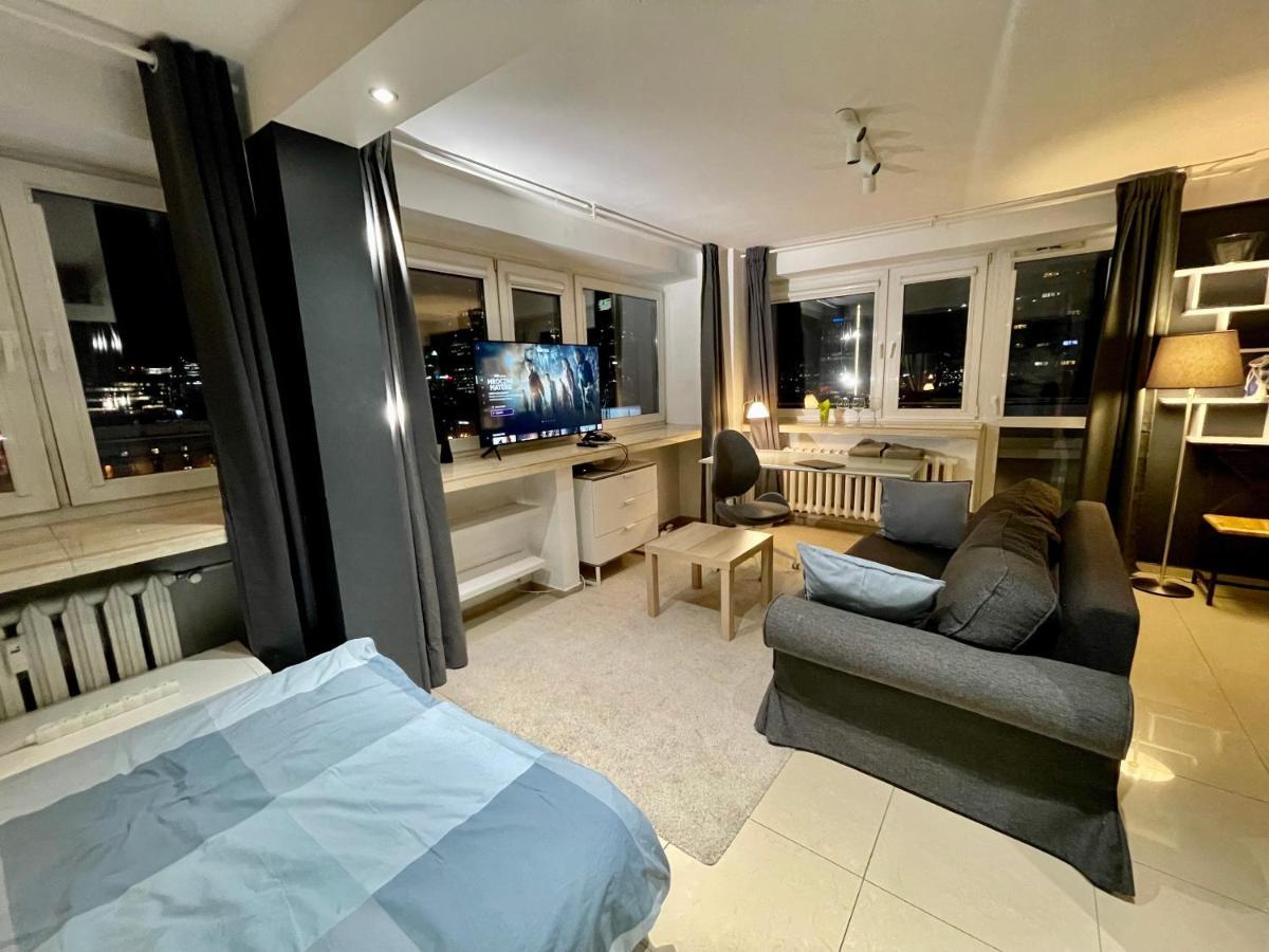 Sawa Apartment 2Xmetro Wifi 500 Mbs 50'Tv Netflix Hbo Appletv+ 华沙 外观 照片