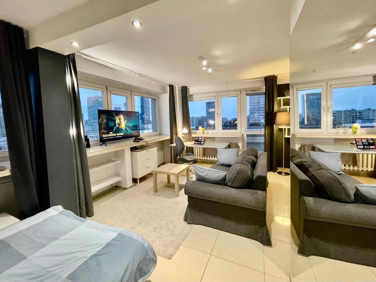 Sawa Apartment 2Xmetro Wifi 500 Mbs 50'Tv Netflix Hbo Appletv+ 华沙 外观 照片