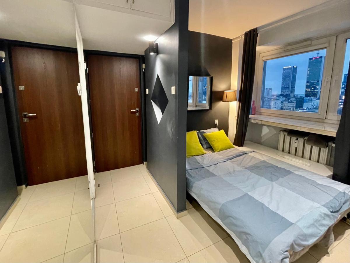 Sawa Apartment 2Xmetro Wifi 500 Mbs 50'Tv Netflix Hbo Appletv+ 华沙 外观 照片