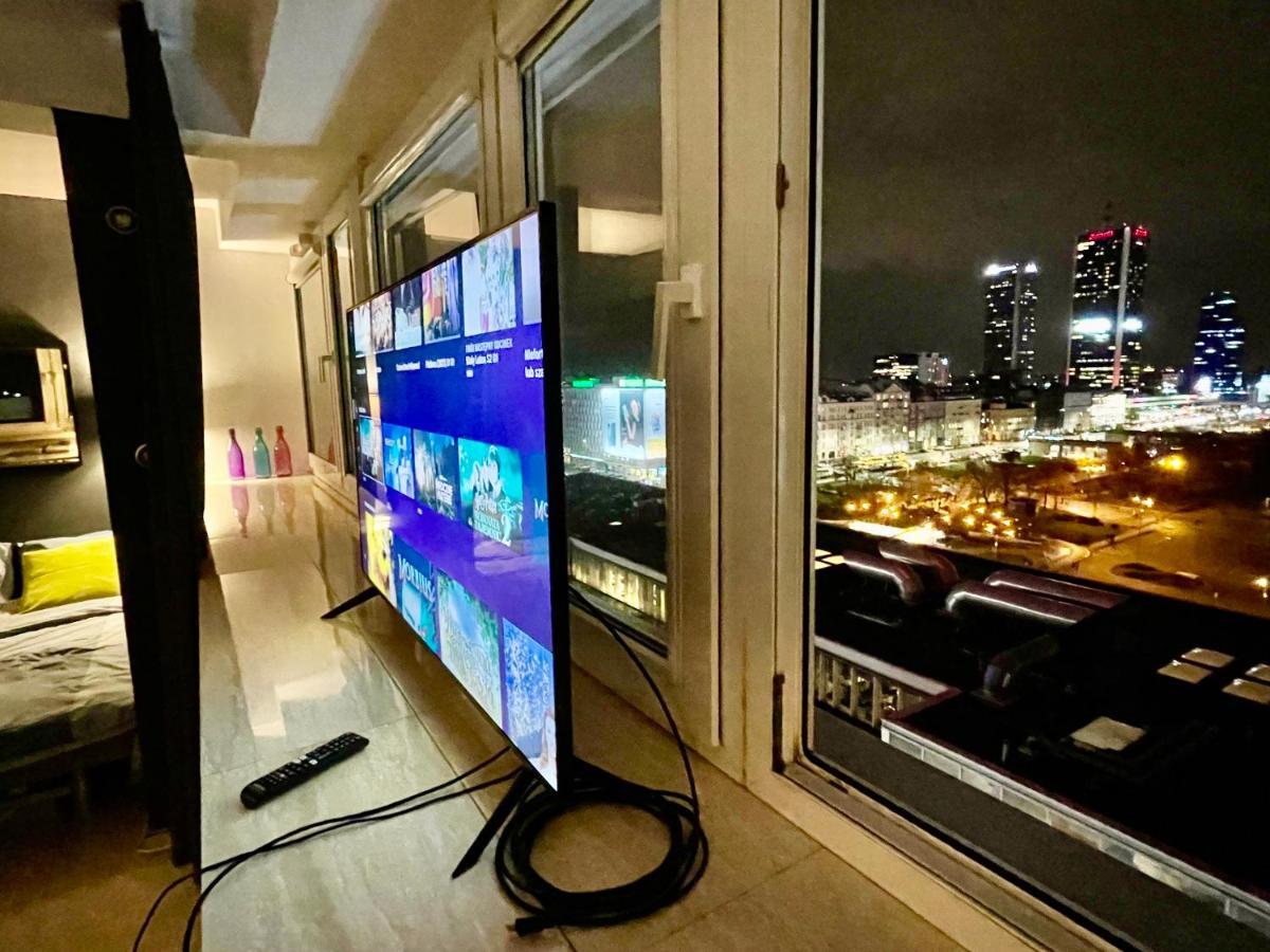 Sawa Apartment 2Xmetro Wifi 500 Mbs 50'Tv Netflix Hbo Appletv+ 华沙 外观 照片